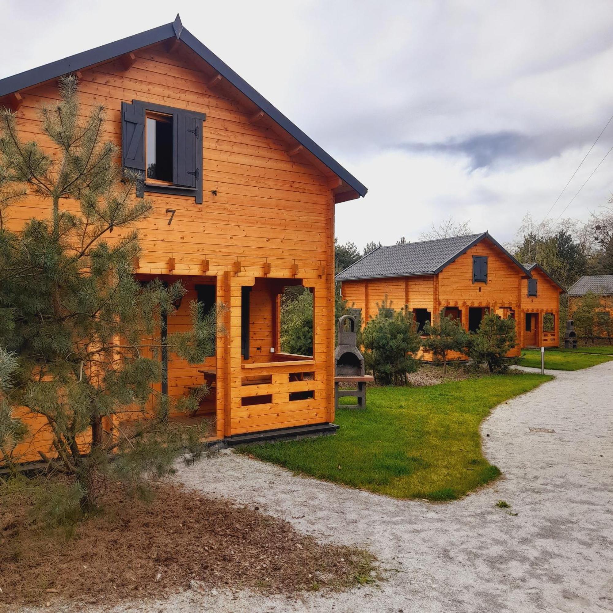 Vila Osada Gardenia Ślesin Exteriér fotografie